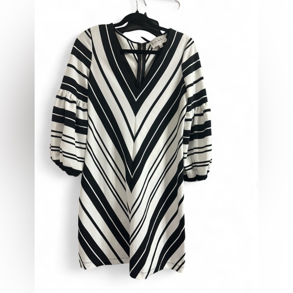 Nicole Miller Chevron Shift Dress w/ Poofy Sleeves – Size 6
